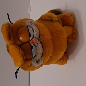 Vintage 1981 Garfield Plush